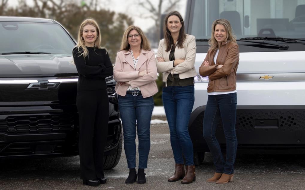 4 Women