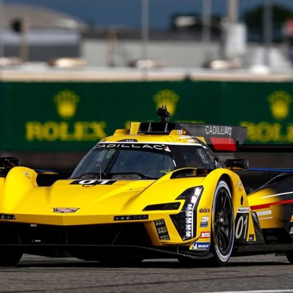 Cadillac Racing (1)